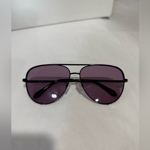 Quay Australia High Key Extra Large Sunglasses - Picture 1 of 7